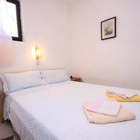 Tatil Evi Seaside House Artatore, Losinj - 7937 *