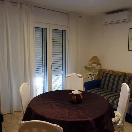 Seaside Holiday House Artatore, Losinj - 7937 *